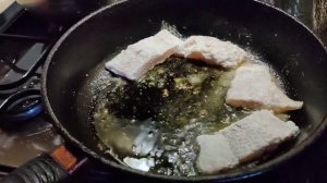 Как пожарить филе рыбы/Как вкусно пожарить филе рыбы на сковороде/Простой и быстрый рецепт