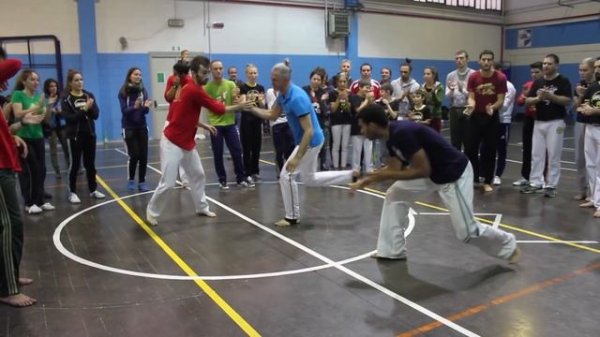 Final roda. Abalou capoeira. CDO Milan