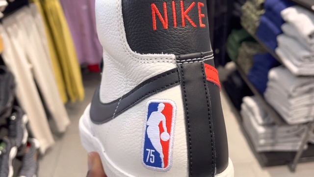 Quick Look At The NBA 75th Anniversary Nike Blazer Mid 77 & Buy It Now смотреть онлайн