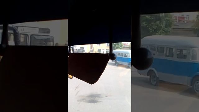 Авторяд: Автобус ЛАЗ-695, Львовский автозавод,Украина.В кабине у водителя,салон.Музей ГПТ, Минск. смотреть онлайн