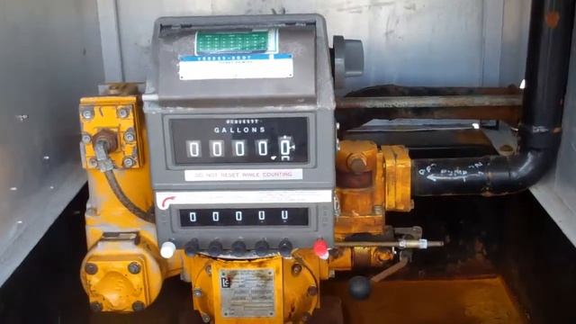 1995 Mack CS300 with 2800X2 Alum Tank Stock #951206 смотреть онлайн