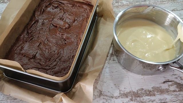 dieser saftige Schokokuchen wird mit der Creme gebacken! Alle werden begeistert! Marmorkuchen! смотреть онлайн