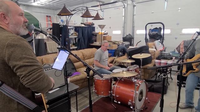 Keith Goggin Band rehearsal - Phone Booth (by Robert Cray) смотреть онлайн