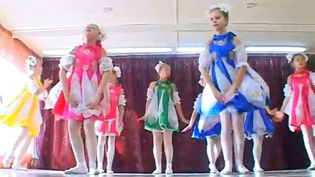 Об ансамбле хореографических миниатюр "Алиса" смотреть онлайн