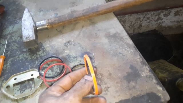 погрузчик Turs universal 1000 спустя год. негатив.mp4 смотреть онлайн