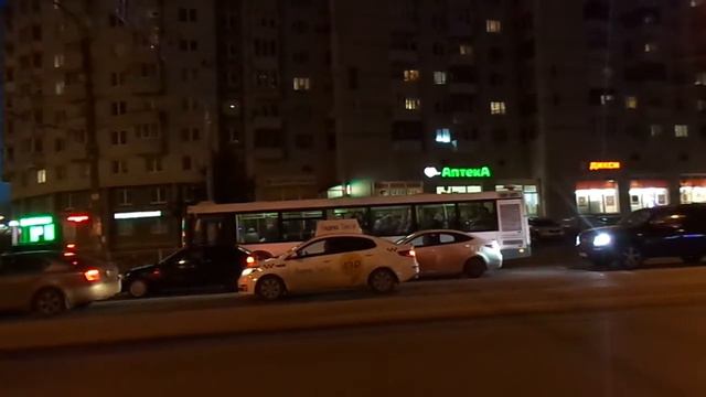 Остановка Санкт-Петербурга 8-155: пр. Непокоренных / Гражданский пр. (31.03.18) смотреть онлайн