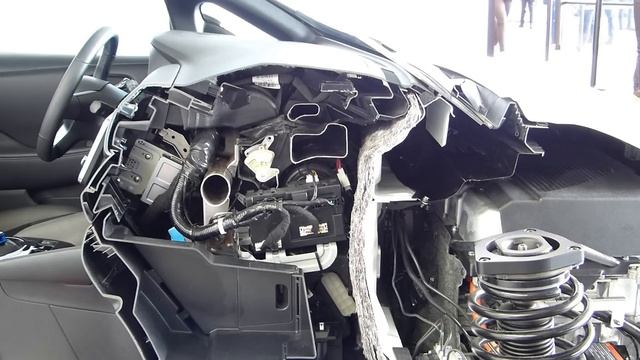 электрокар Nissan Leaf, электроавто нисан лиф, новости электромобилей, что внутри нисан лиф, электр смотреть онлайн