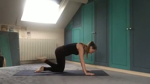 Йога для новичков. Утро и дыхательная практика. смотреть онлайн