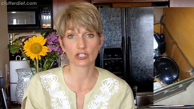 Finding Storage in Small Spaces | Clutter Video Tip смотреть онлайн