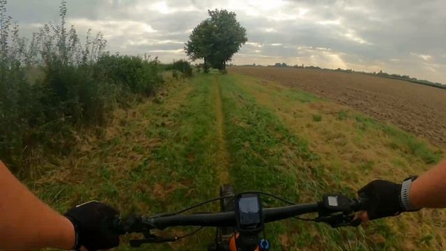 Rando VTT locale Avec Alexis смотреть онлайн