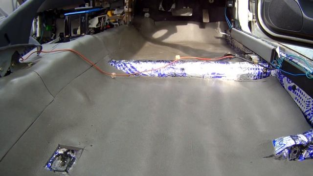 Honda  Partner (жизнь хонды партнёр) Где находится MAIN реле? Наклеил шумоизоляцию