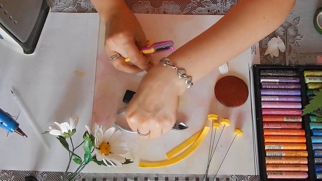 Ромашка із фоамірану. DIY chamomile foam flowers. смотреть онлайн