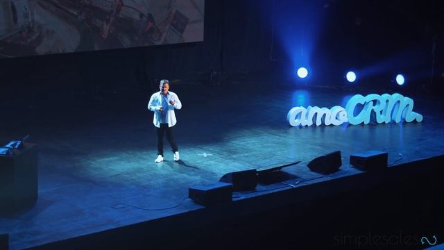 Иван Жилков о точках касания. CRMday Москва смотреть онлайн