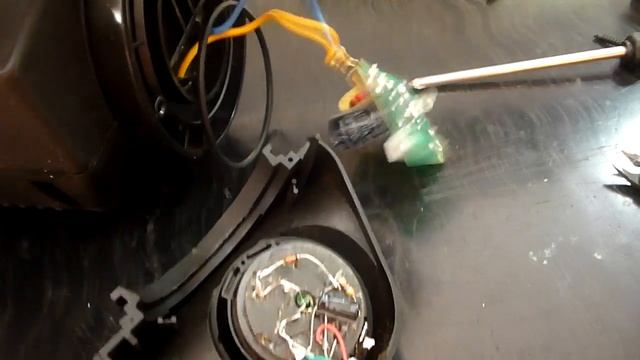 Wharfedale morre e Diecsedeile nasce смотреть онлайн