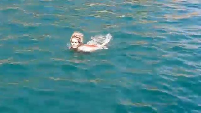 В открытом море. Алания смотреть онлайн