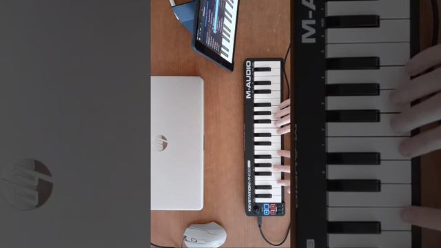 MUSIC STREAM, PLAYING THE MIDI KEYBOARD смотреть онлайн