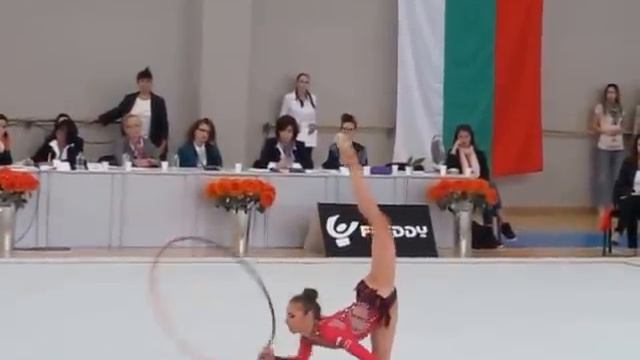 Katrin Taseva Elit AA Hoop смотреть онлайн