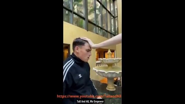 When Guys Lie Their Height To a Tall Woman! смотреть онлайн