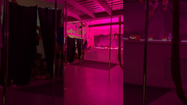 воздушное кольцо/Aerial Hoop /Луарро смотреть онлайн