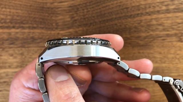 Full Review: Grand Seiko 600m Professional Diver HiBeat 36,000 - SBGH255 SBGH257 - 9S85 caliber смотреть онлайн