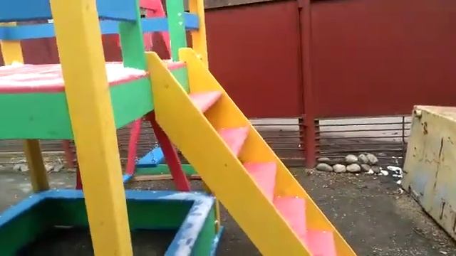 Детская игровая площадка (детская горка) смотреть онлайн