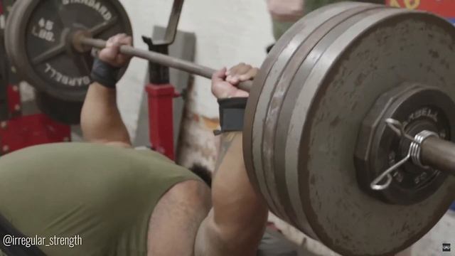 WORLD RECORD ALERT: Julius Maddox Bench Presses 355 Kilograms Raw! смотреть онлайн