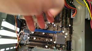 Не стартует комп. Странный случай, но причину я нашел...