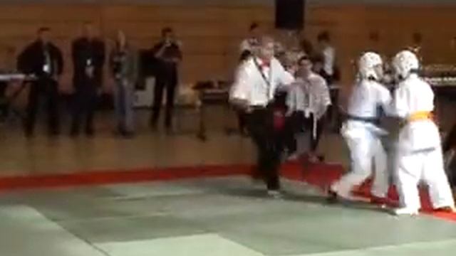 Kris Demanov vs Ewald Gecksel смотреть онлайн