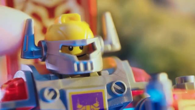 Lego Nexo Knights 2016 Fortrex Vs Jestro Mobile Commercial