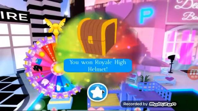 Начала снимать в роблокс?!