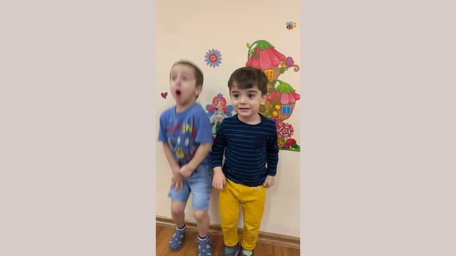 Поздравление с Днём матери смотреть онлайн