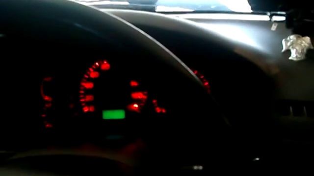 Штатный сигнал на Mazda Familia смотреть онлайн