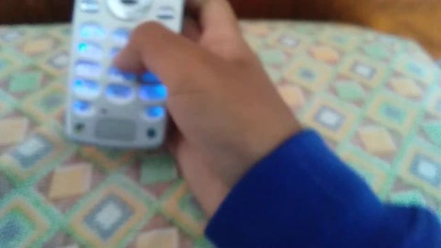 Nuevo celular de la colección! - Sony Ericsson Z600 смотреть онлайн