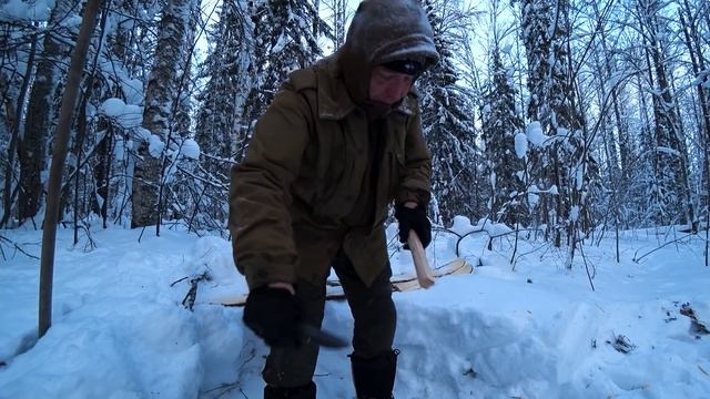 -18c Winter Survival Training - Primitive Fire смотреть онлайн