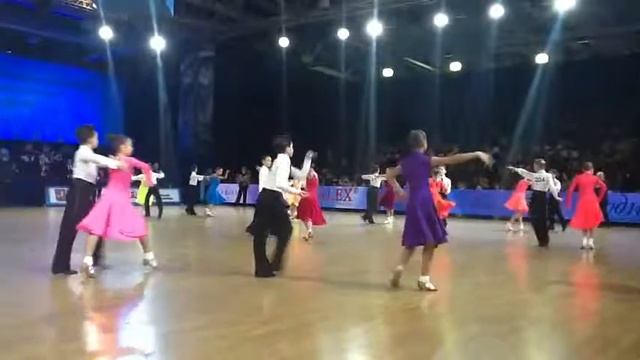 Маша Верясова Филлип Сергунин Самба смотреть онлайн