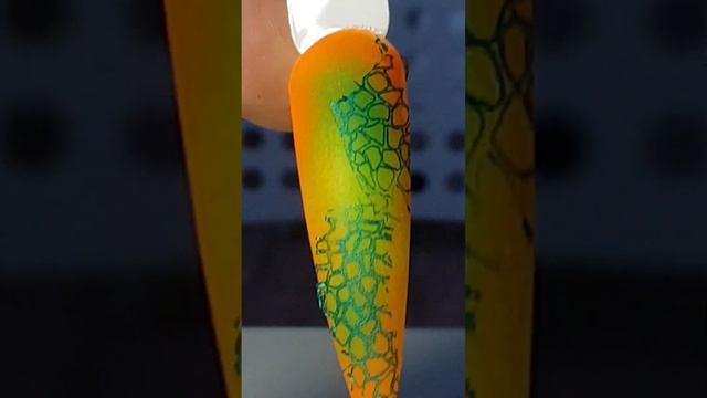 Яркий дизайн ногтей "Абстракция", тренд 2023 года!? #нейларт #курсы #верхниеформы #ногти #мода2023 смотреть онлайн