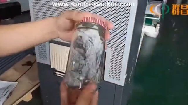 Автоматическая стеклянная бутылка чашка пленки упаковочная упаковочная машина с подогревом тоннеля смотреть онлайн