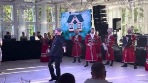 Виктор Сорокин и Московский Казачий Хор -  «Ты прости меня , родная». (любительская съемка)