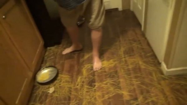 Почему ЗЛОЙ ДЕД ненавидит BARILLA (Akella)