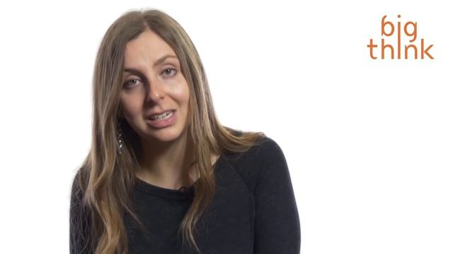 How Do Con Artists Fool People? They Listen. | Big Think смотреть онлайн