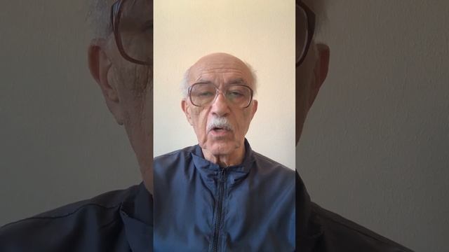 ЧЕРЕЗ РЕЧКУ СЛОН ИДЁТ смотреть онлайн