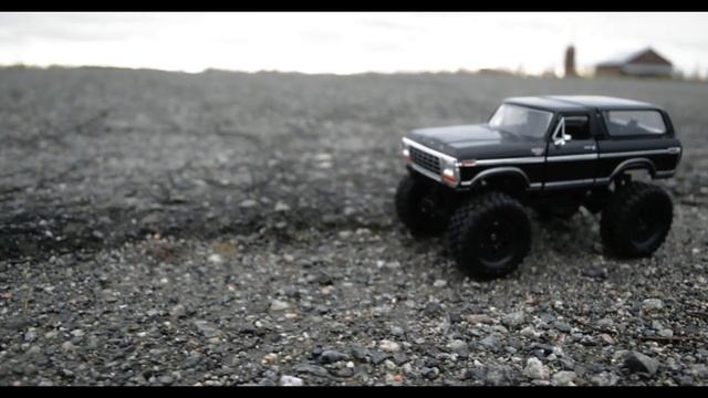 1978 FORD BRONCO Die-Cast SCX24 RC Crawler смотреть онлайн