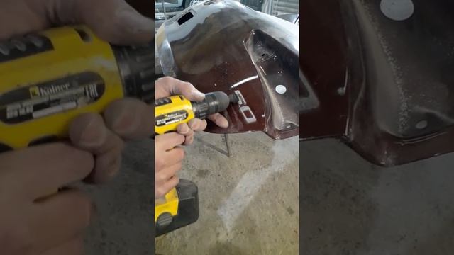 Как удалить остатки от двухстороннего скотча. смотреть онлайн