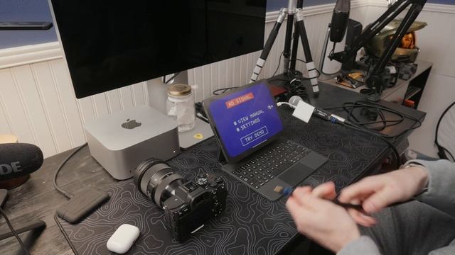 iPad as a Camera Monitor with Orion смотреть онлайн