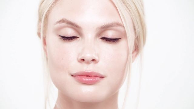 Clinique Color Pro How-to Videos: A Look That Rocks