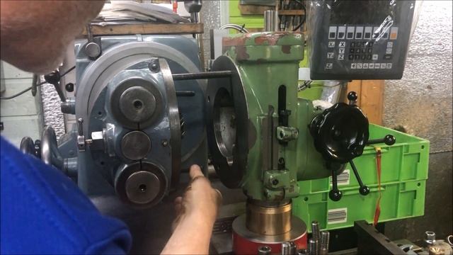 Making 2 Myford ML7 cross slide gibs with my Schaublin SV52 milling machine incl the hi-speed head смотреть онлайн