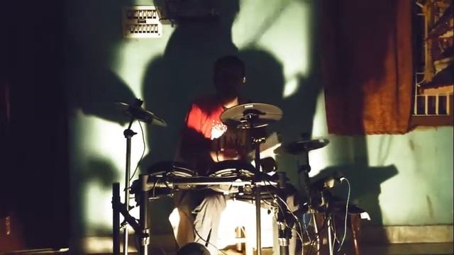 kick and hi-hat | jamming on Alesis nitro mesh kit |. смотреть онлайн