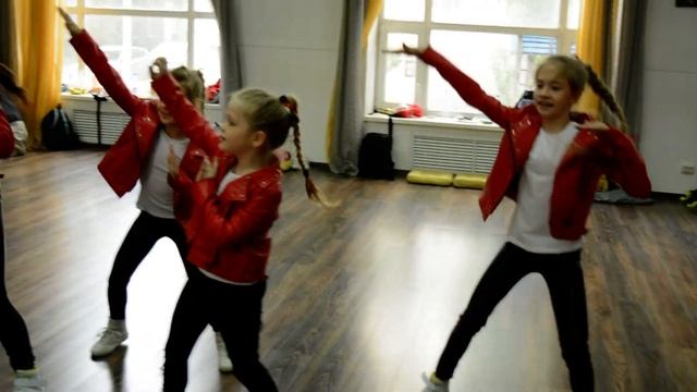 ТОТ САМЫЙ DANCEHALL 1.0 ||| ShowCase LilSisters (Krasnodar) смотреть онлайн