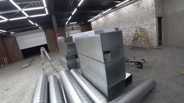 ГАРАЖ МЕЧТЫ 54 - ВЕНТИЛЯЦИЯ, ДВЕРИ и САНТЕХНИКА ч1 смотреть онлайн