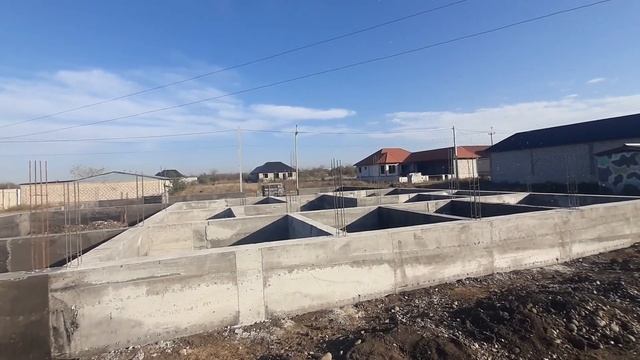 фундамент одноэтажного дома. смотреть онлайн